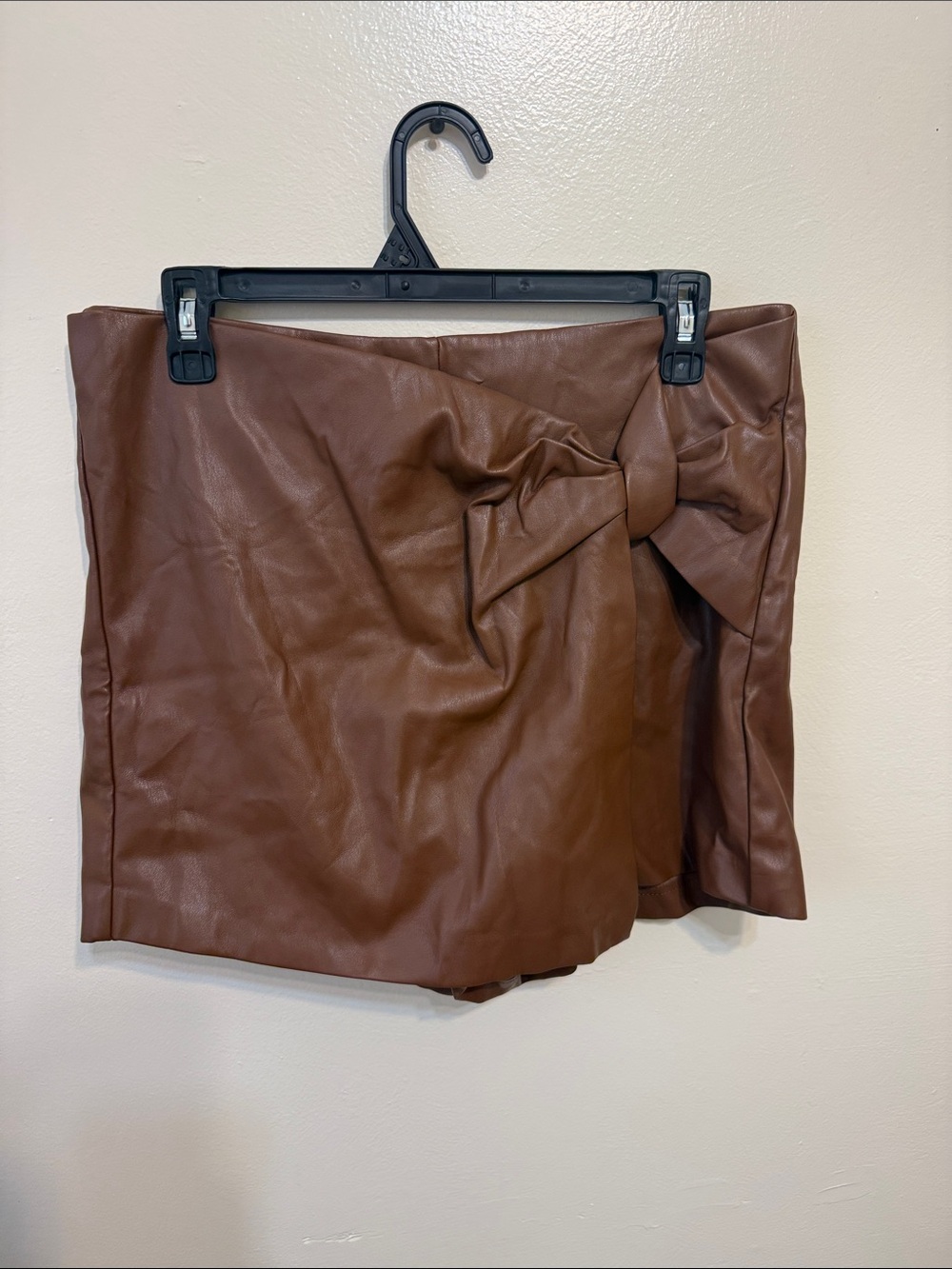 Zara Faux Leather Bow-Detail Mini Skort in Brown